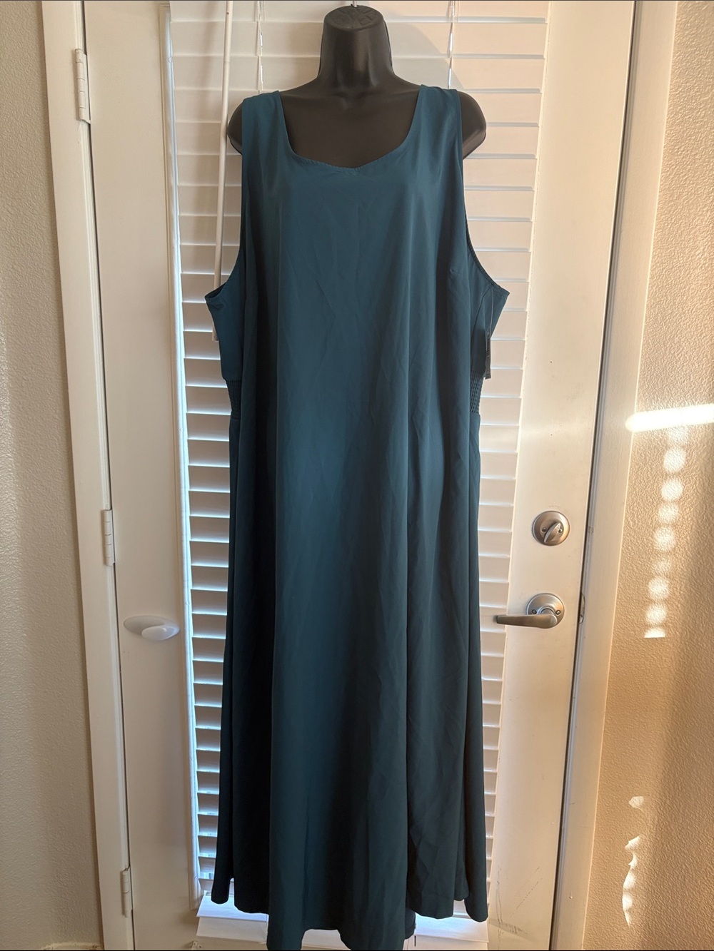 NWT torrid Teal V Back Rouge Back Sleeveless Beach Maxi Dress SZ 26